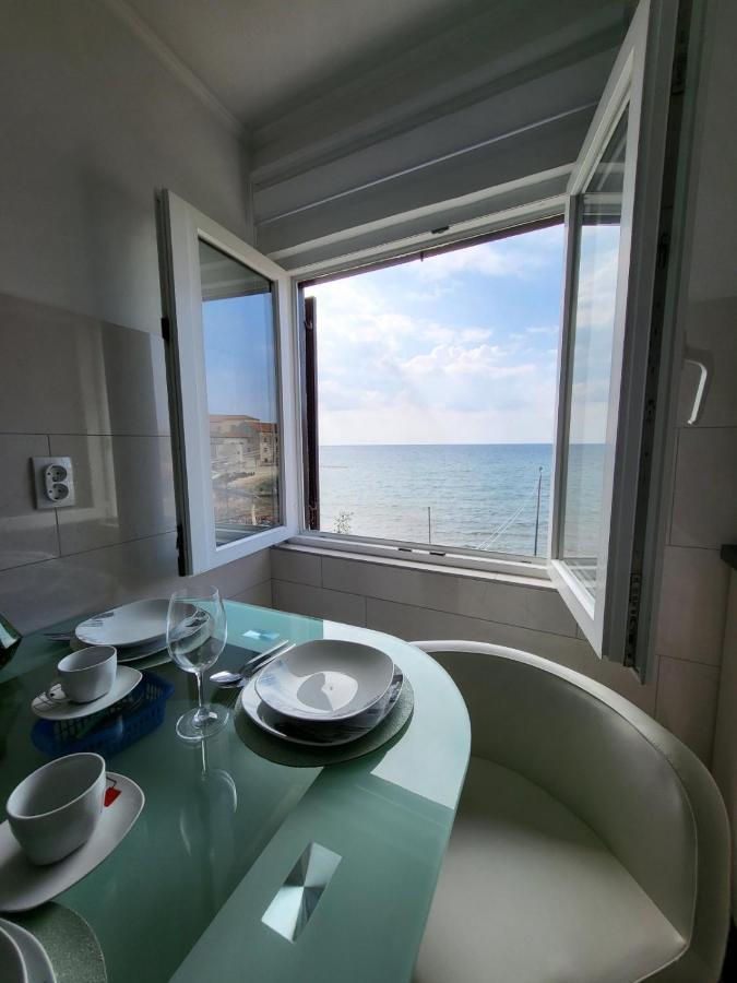Apartman Dora With Sea View And Terrace Умаг Екстер'єр фото
